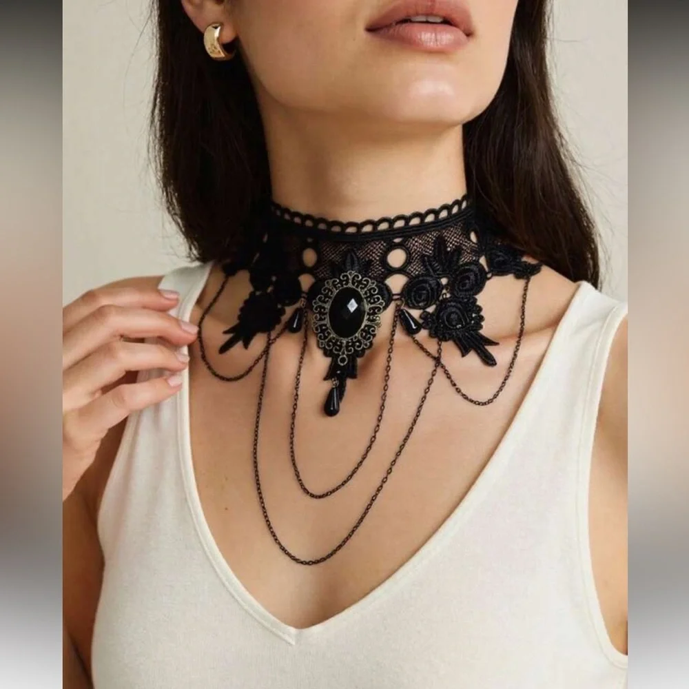🎃🍂 Gothic Black Lace Choker Necklace